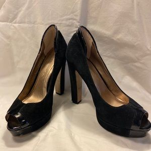 Like New BCBG Black Heels size 7